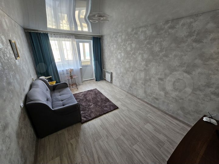 2-к. квартира, 52 м², 4/8 эт.