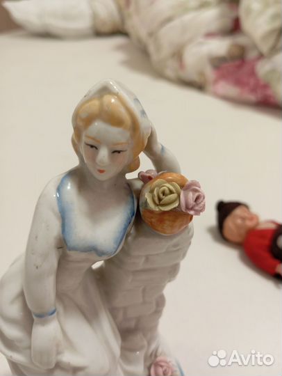 Винтажная статуэтка