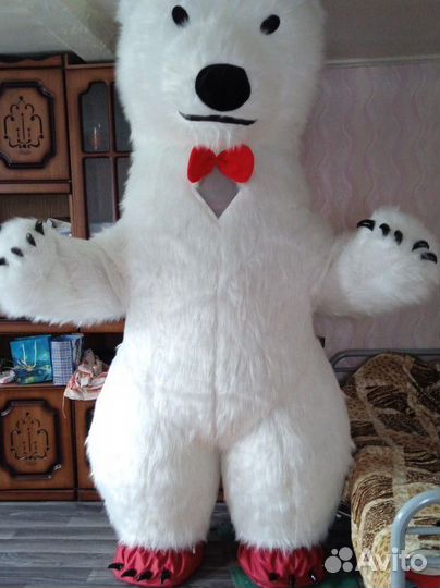 Белый мишка поздравление