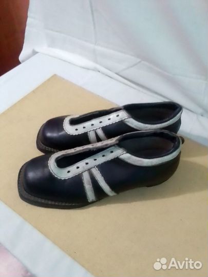 Лыжные ботинки классические