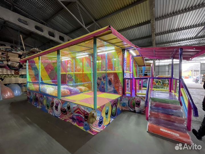 Мобильный лабиринт «Сухой аквапарк»