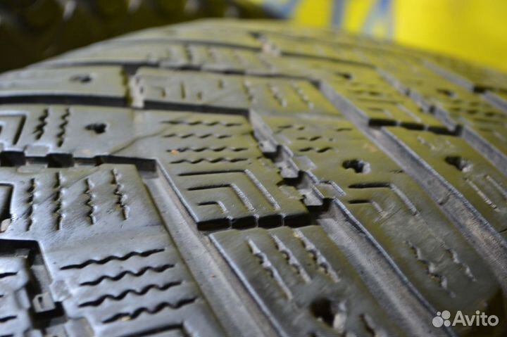 Goodyear UltraGrip Ice Arctic SUV 225/65 R17