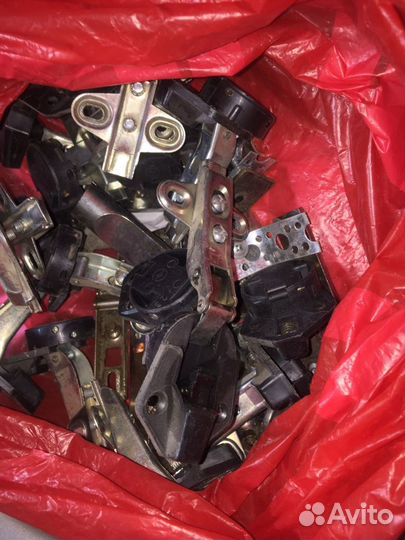 Петли мебельные