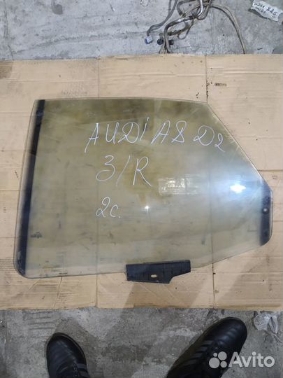 Стекло двери заднее правое Audi A8 D2