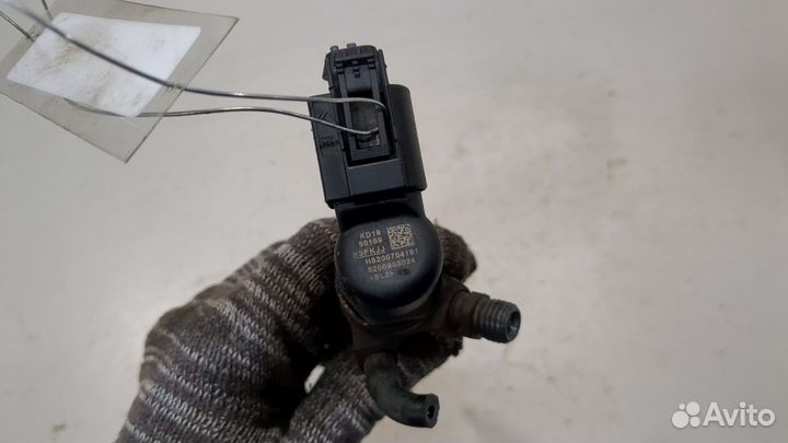 Форсунка топливная Nissan Juke, 2011