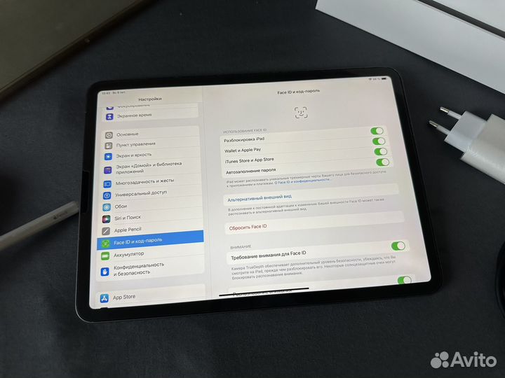 iPad Pro 11 2020 128 wifi + Apple Pencil 2 gen