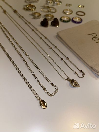 Все украшения на фото