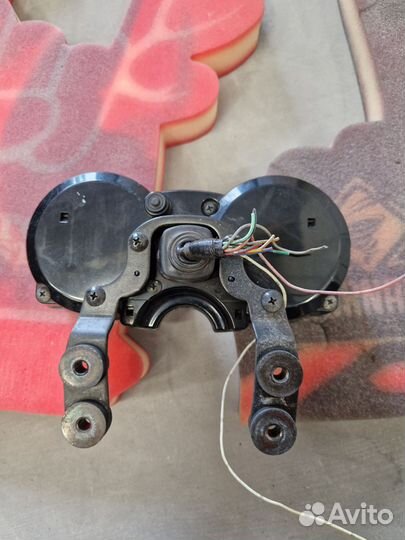 Приборная панель Kawasaki W650