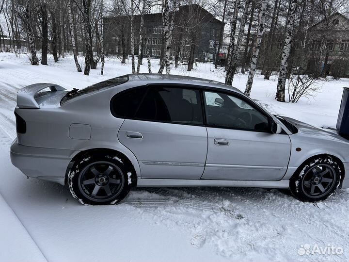 Subaru Legacy 2.0 AT, 2000, 82 976 км