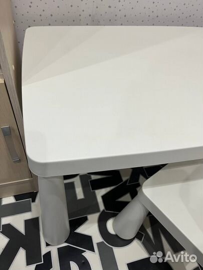 Детский стол и стул IKEA