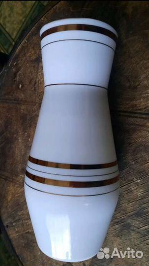 Ваза молочное стекло