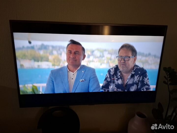 Телевизор SMART tv 43 дюйма бу