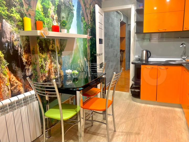 2-к. квартира, 55 м², 1/9 эт.