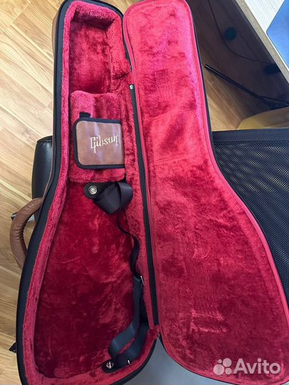 Фирменный чехол для гитары Gibson