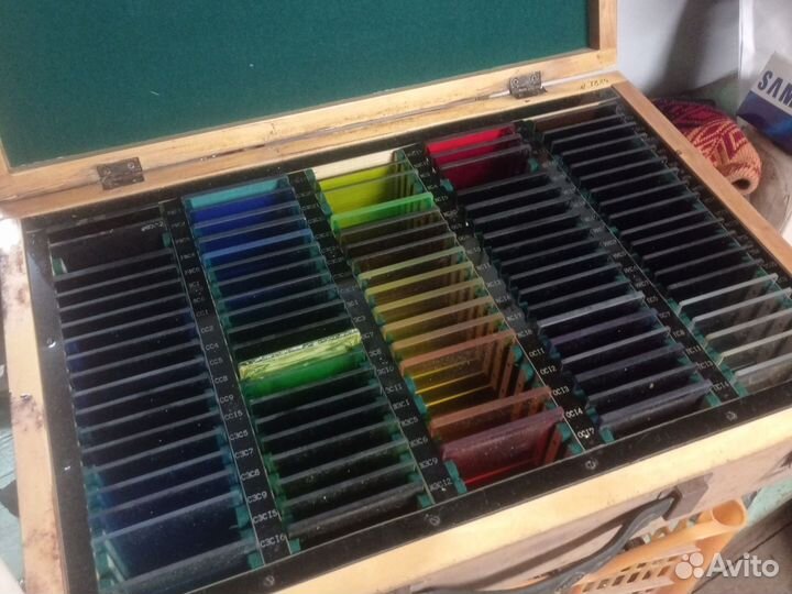 Стекла оптические цветные