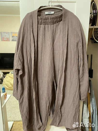 Костюм брючный летний 46-48