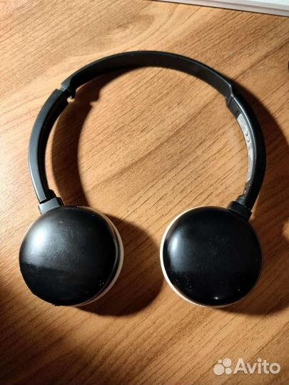 Беспроводные наушники jvc