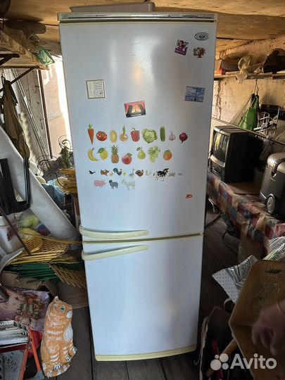 Холодильник атлант бу
