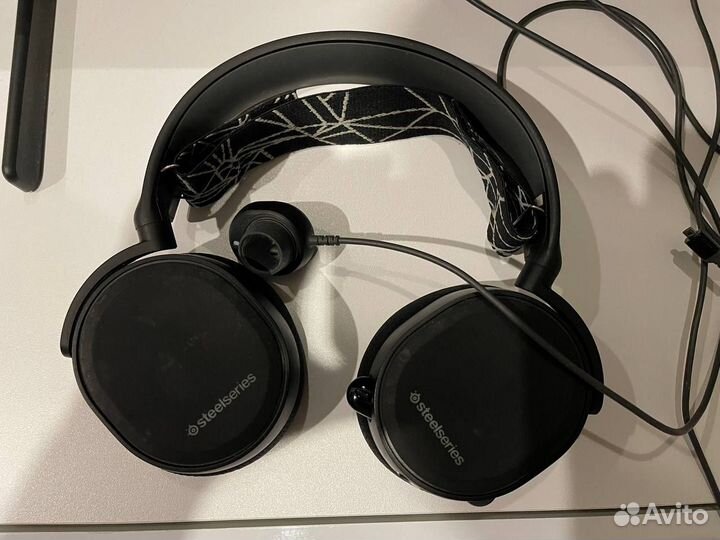 Наушники SteelSeries Arctis 5