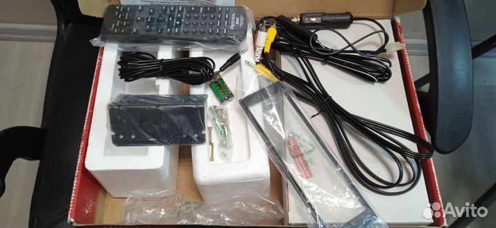 Переносной автомобильный DVD,CD,MP3 Prology-200mk