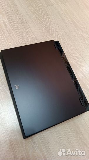 Acer predator helios 16 / I9/4080 175W