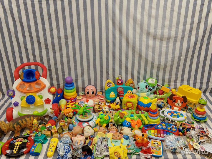Игрушки для малышей пакетом