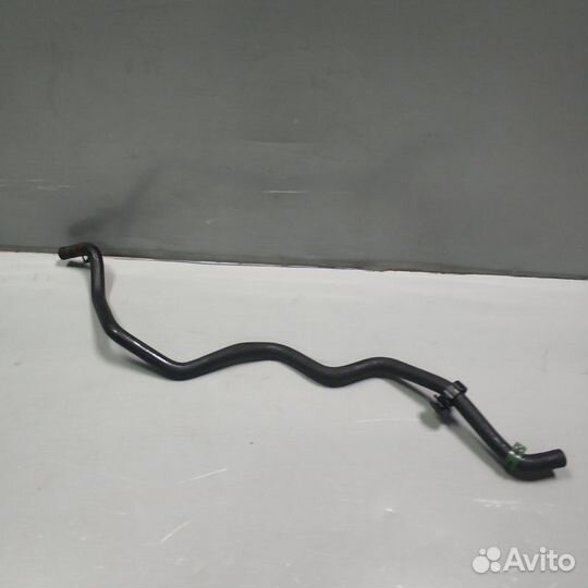 Патрубок системы охлаждения Renault Sandero 2