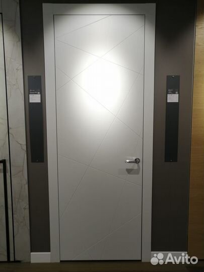 Межкомнатная дверь Волховец эмаль