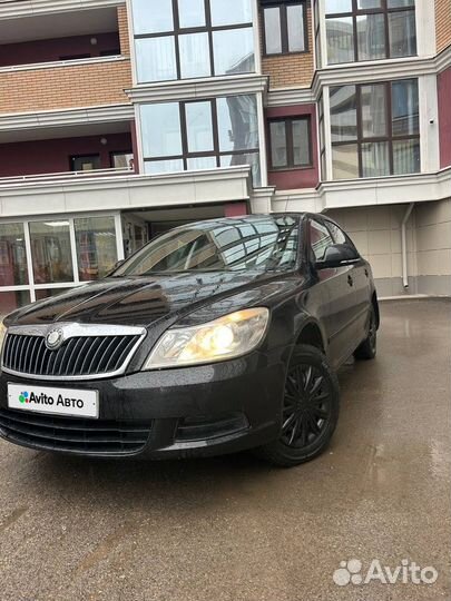 Skoda Octavia 1.6 AT, 2009, 215 000 км