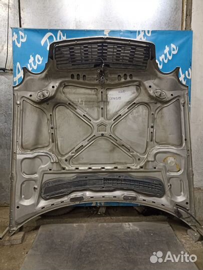 Мерседес Е- класс капот серебристый