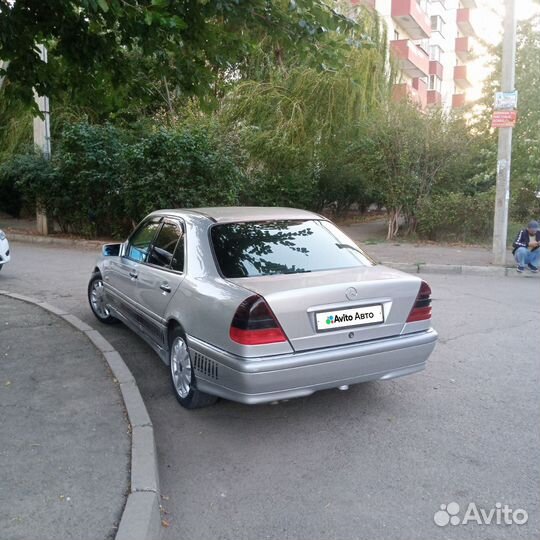 Mercedes-Benz C-класс 2.4 AT, 1999, 250 000 км