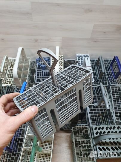 Корзины столовых приборов для посудомоечных машин