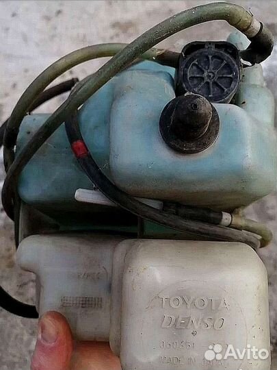 Toyota Caldina.Carina.Corona 7AFE бачок омывателя