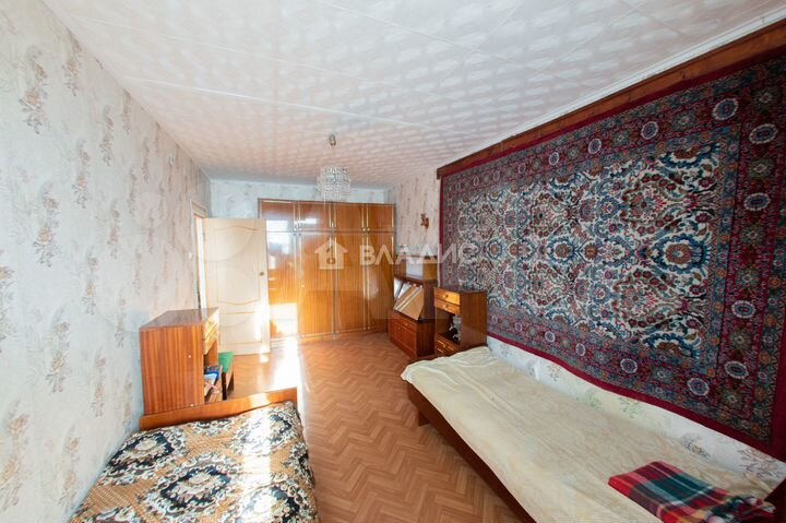 2-к. квартира, 77 м², 3/10 эт.