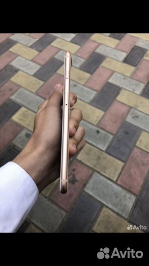 iPhone 8 Plus, 64 ГБ