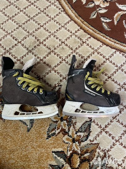 Коньки хоккейные детские