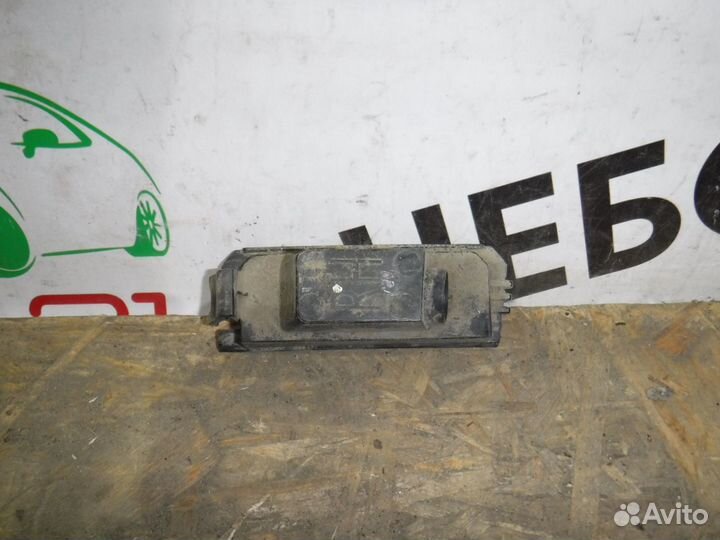 Плафон подсветки номера правый Kia Rio 4 (2017+)