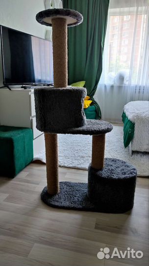 Домик для кошки с когтеточкой бу