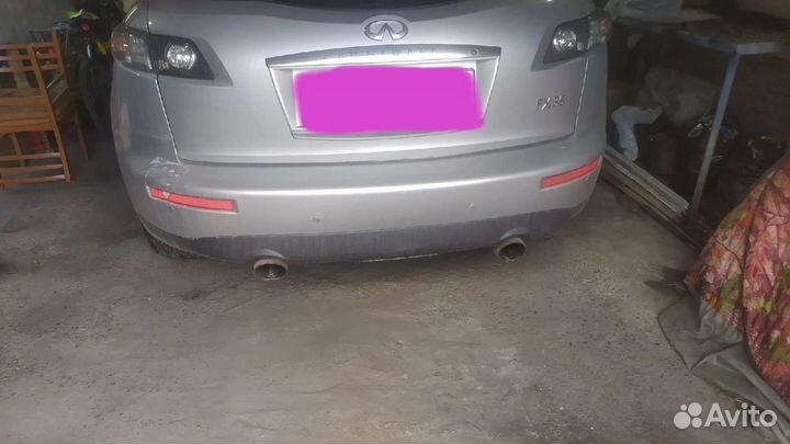 Бампер задний Infiniti fx35