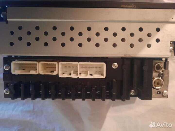 Автомагнитола на toyota camry 40