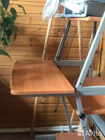 Компьютерный стол