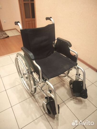 Коляска инвалидная