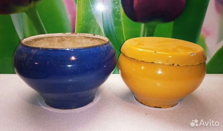 Чугунки, пивная кружка и деревянная посуда