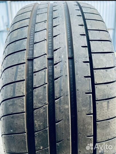 Goodyear Eagle F1 Asymmetric 3 SUV 245/45 R20
