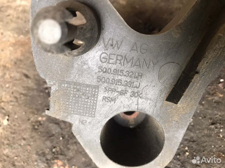 Площадка под аккумулятор Skoda Octavia A7