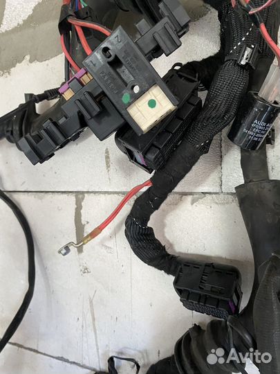 Коса моторного отсека Audi A6 C6 3.0