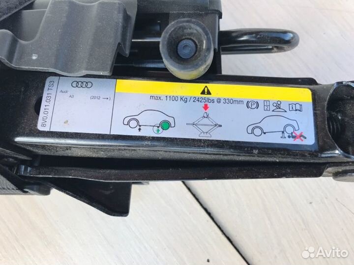Домкрат Audi A3 8V