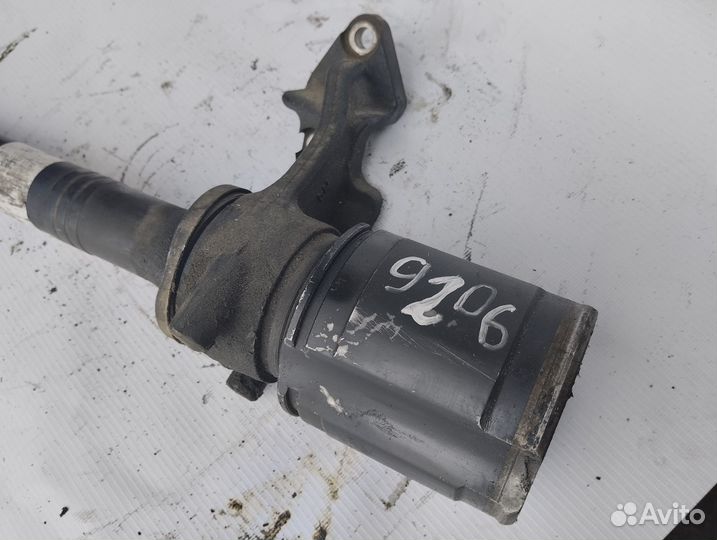 Промежуточный вал правый Hyundai Santa Fe CM D4EB