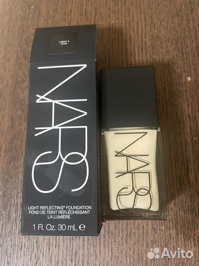 Nars светроотражающее тональное средство