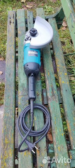Ушм болгарка makita 230 9069 новая